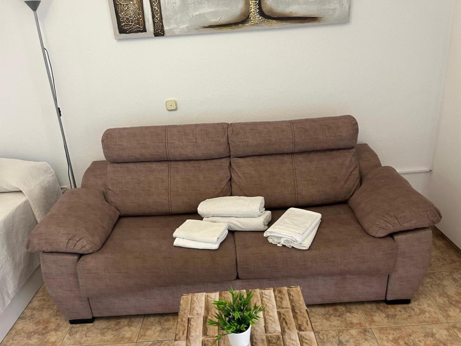 Antony Studio Benalmádena Exteriör bild
